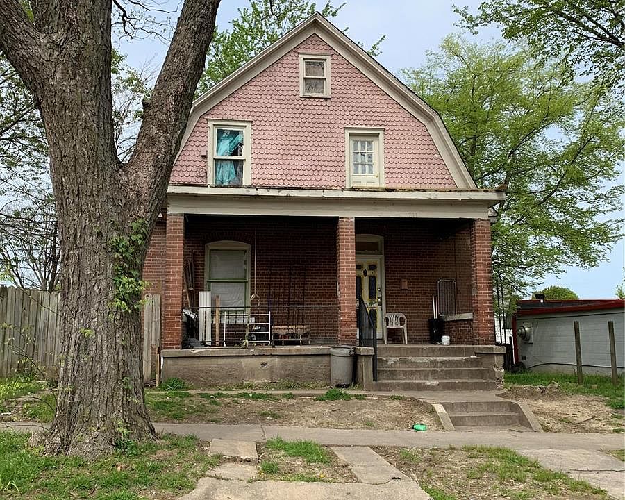 1st image of 211 S Hanover St