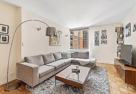 2nd image of 144 E 36th St APT 2A