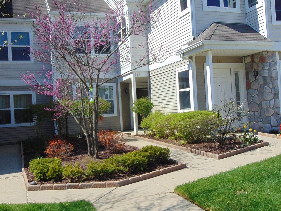 1st image of 743 Creekstone Ln #53