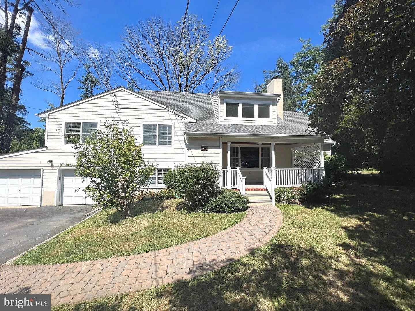 42 Marion Rd E photo 1