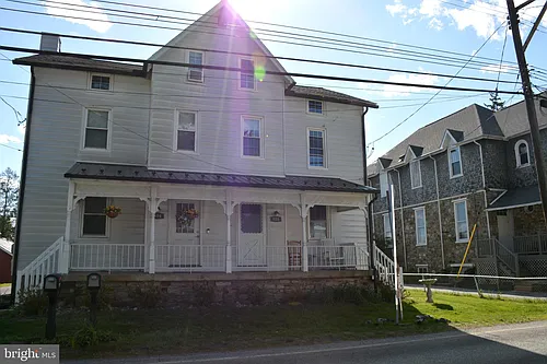 808 N Whitford Rd Photo 1