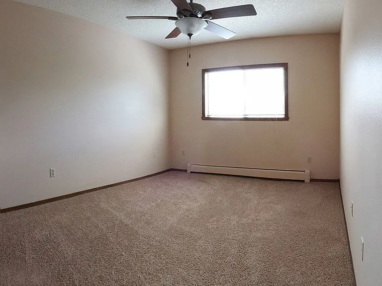 Southview Apartments — Photo 9