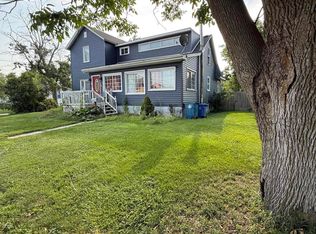 139 S John St, Crown Point, IN 46307