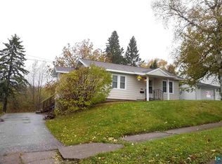 228 E Chisholm St, Duluth, MN 55803