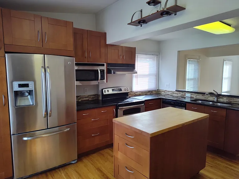 2518 Sunset Pl — Photo 8