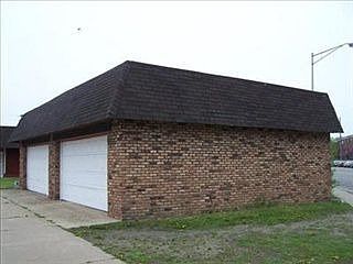 5th image of 3546 Guthrie St