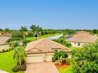 3945 Sapphire Way, Naples, FL 34114