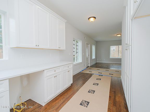 4th image of 34 Newton St