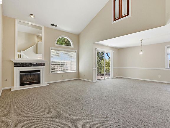 4th image of 60 Joya Ln