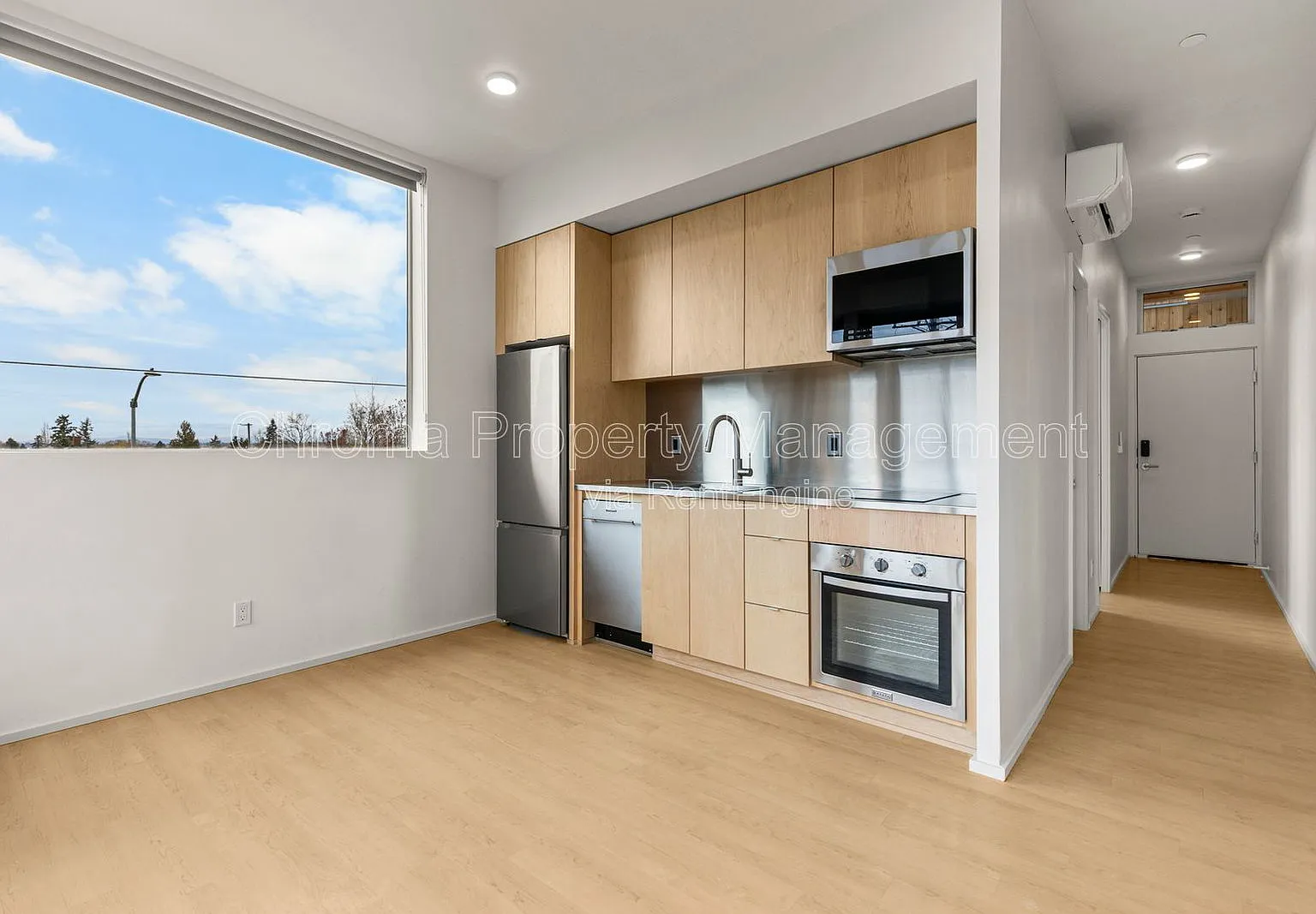 1 bed, 1.0 bath, 380 sqft, $1,200 — Photo 3