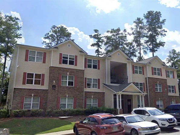 1202 Fairington Village Dr, Lithonia, GA 30038