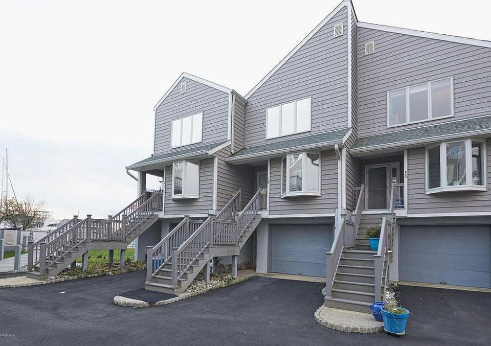 1st image of 1184 Ocean Ave APT B2