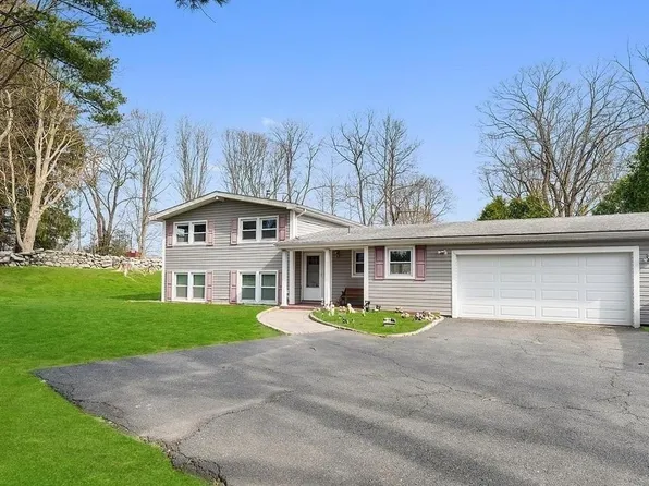 3368 Lorelei Drive, Yorktown, NY 10598