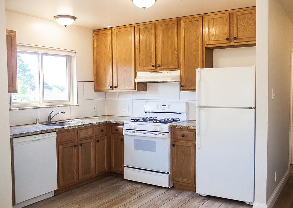1st image of 55 Marlow Dr #5