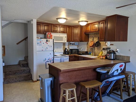 4th image of 9012 Winona St SW #B