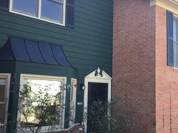 1207 Hillsboro Ln