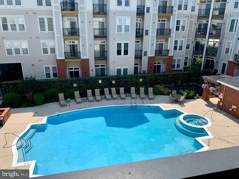 2655 Prosperity Ave #318 — Photo 30