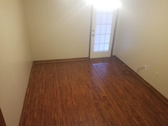 5th image of 1836 S Tallowood Dr