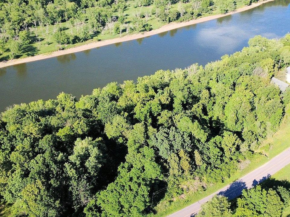 25th image of L16-L18 Hillside Dr