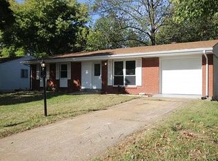 71 Concord Dr, Fairview Heights, IL 62208