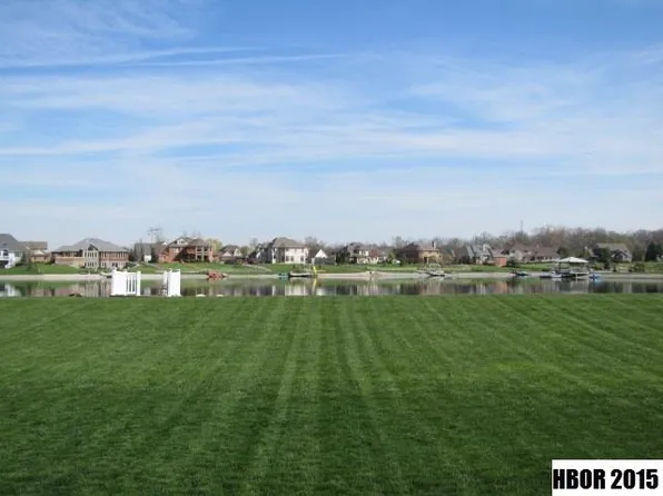 1702 Pinehurst Dr, Findlay, OH 45840