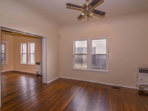 3rd image of 405 1/2 Rose Ave