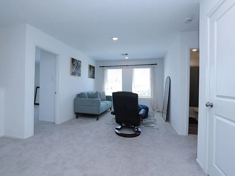 12332 Derby Royal Dr — Photo 29