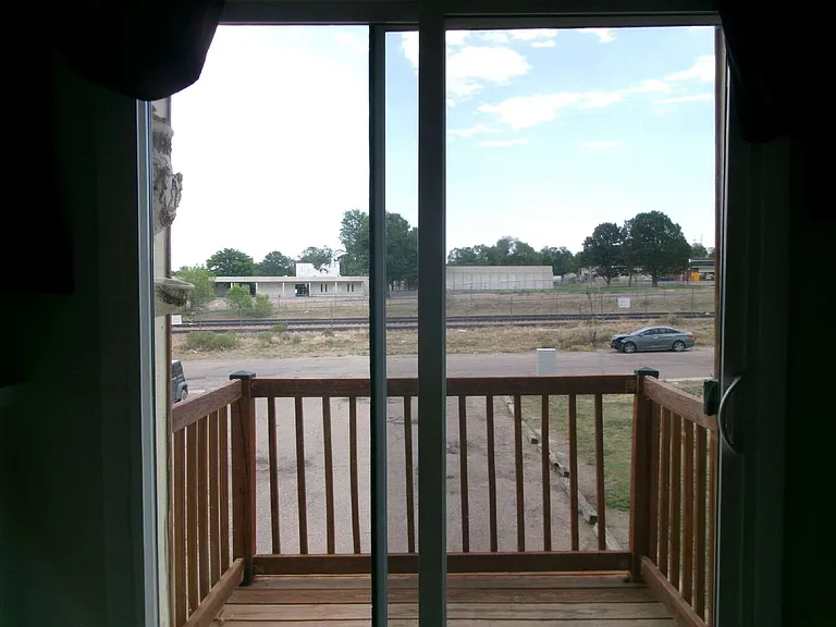 4380 Loomis Ave #C — Photo 10