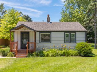 3S474 Steadman Ave, Warrenville, IL 60555