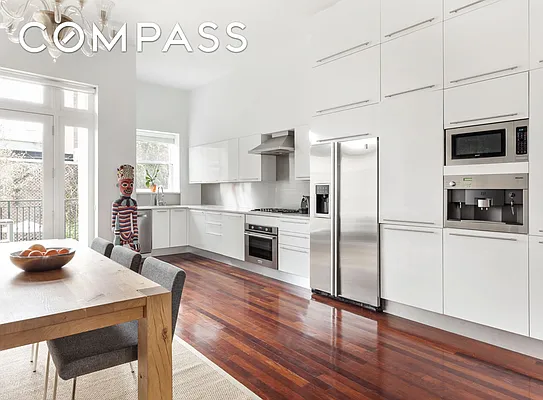 Sold by Compass | media 22