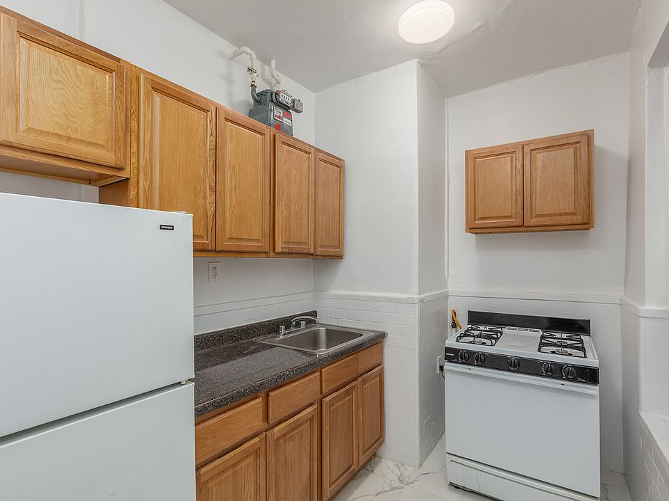 1st image of 95 Cabrini Blvd APT 2K