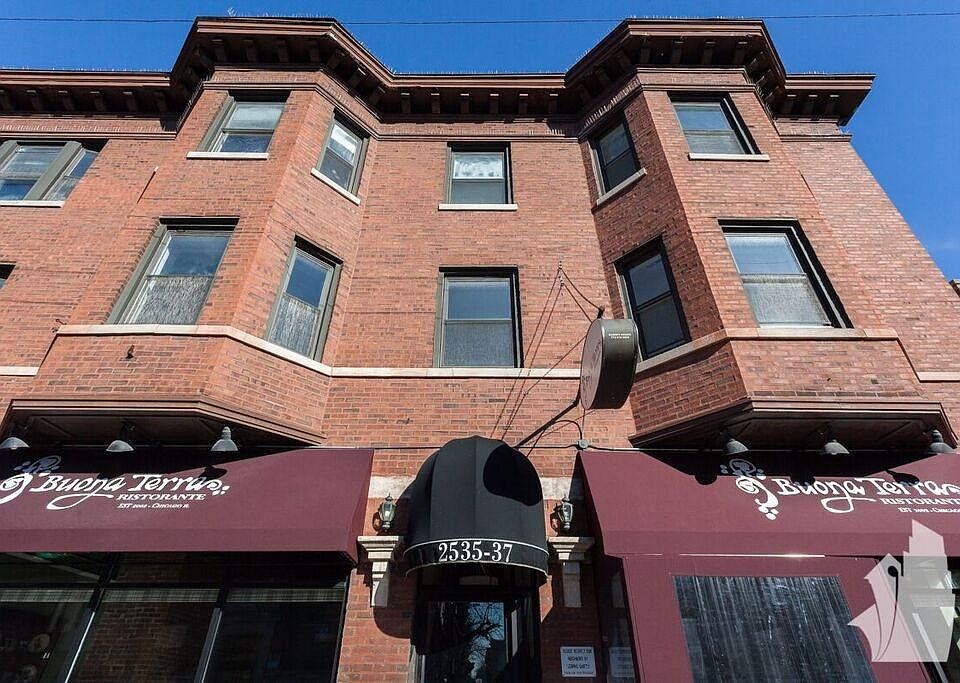 1st image of 2537 N California Ave #3A
