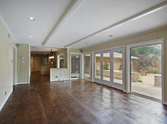 4th image of 7047 Mason Dells Dr