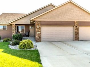 5200 S Westwind Ave, Sioux Falls, SD 57108