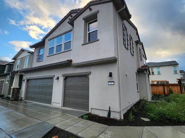 54 W San Diego Dr, Mountain House, CA 95391