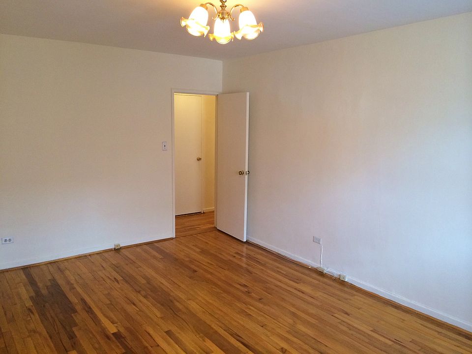 2nd image of 2665 Homecrest Ave APT 2M
