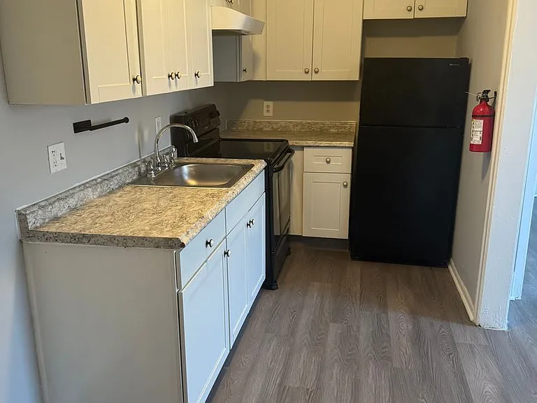 2628 Atlantic Ave #102 — Photo 2