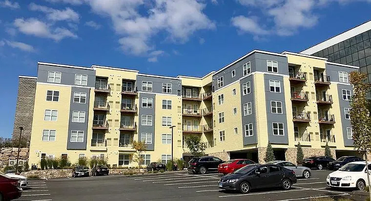 Building Photo - 587 Connecticut Ave
