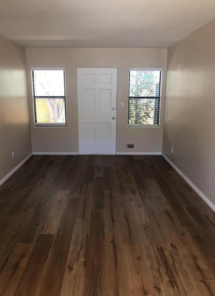 3 Blocks from the Beach - Garage Included! — Photo 2