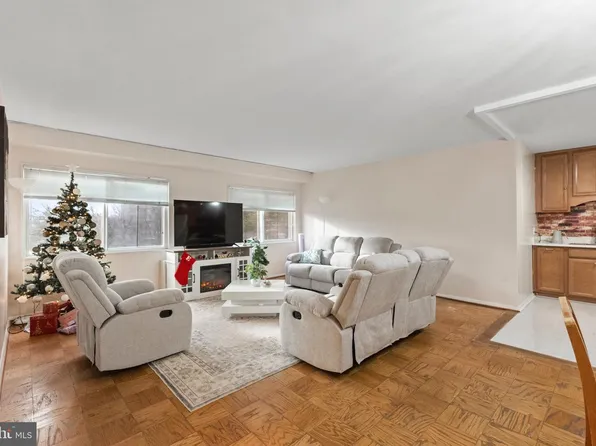1111 University Blvd W APT 313-A, Silver Spring, MD 20902