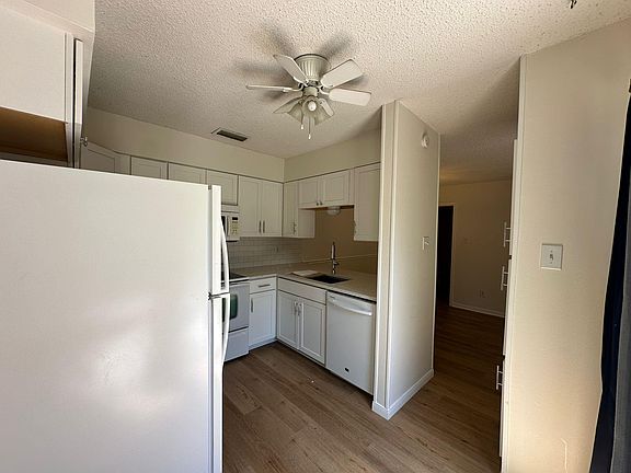 2nd image of 333 Melrose Dr APT 16C