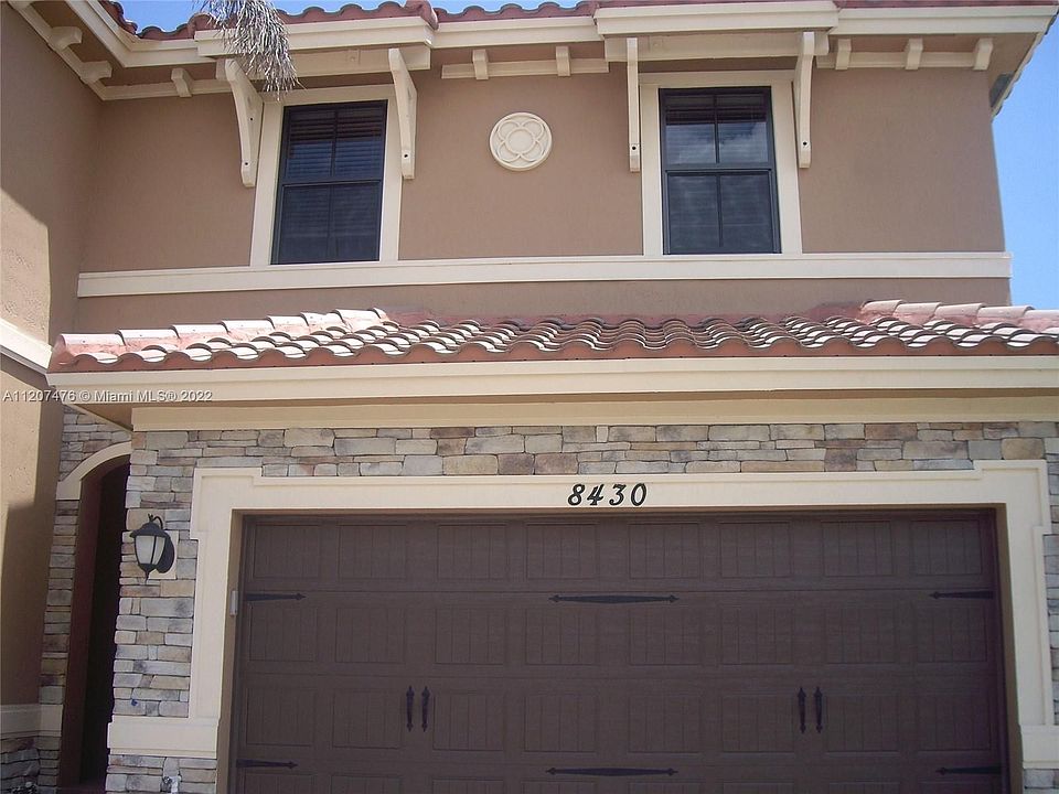 1st image of 8430 Lakeview Trl #8430