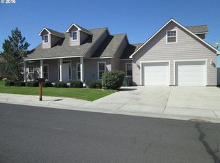 890 SE 8th St, Hermiston, OR 97838