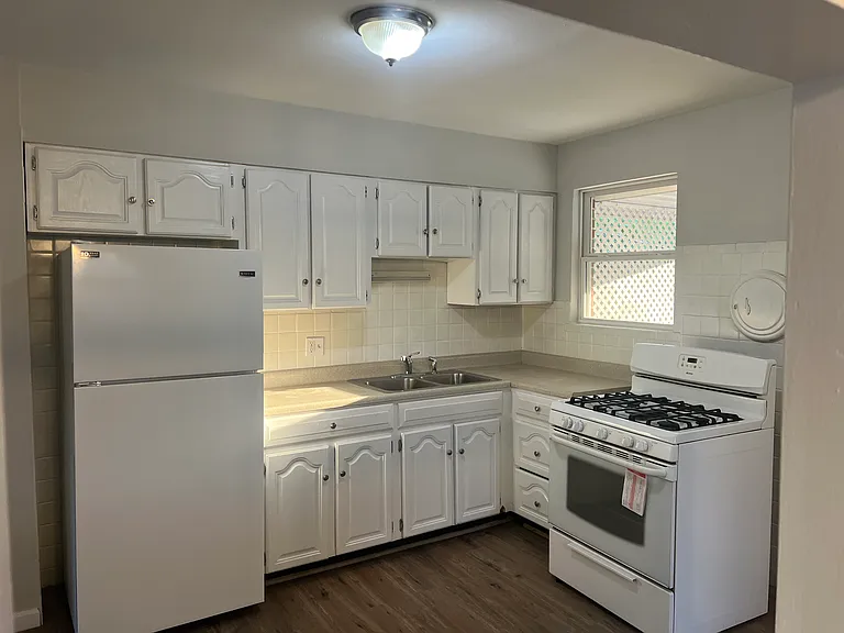 8941 Kidder Ave — Photo 12