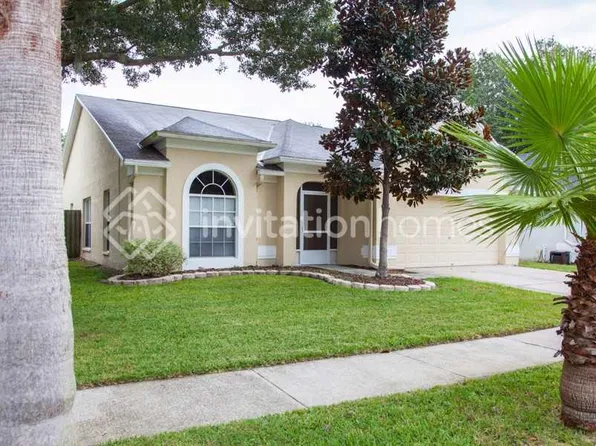 4609 Rocking Chair Dr, Valrico, FL 33596