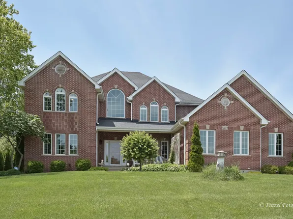 5511 Rita Ave, Crystal Lake, IL 60014