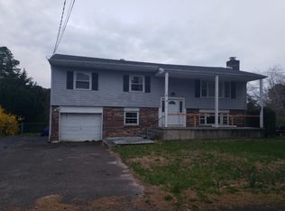 7 Pheasant Dr, Browns Mills, NJ 08015