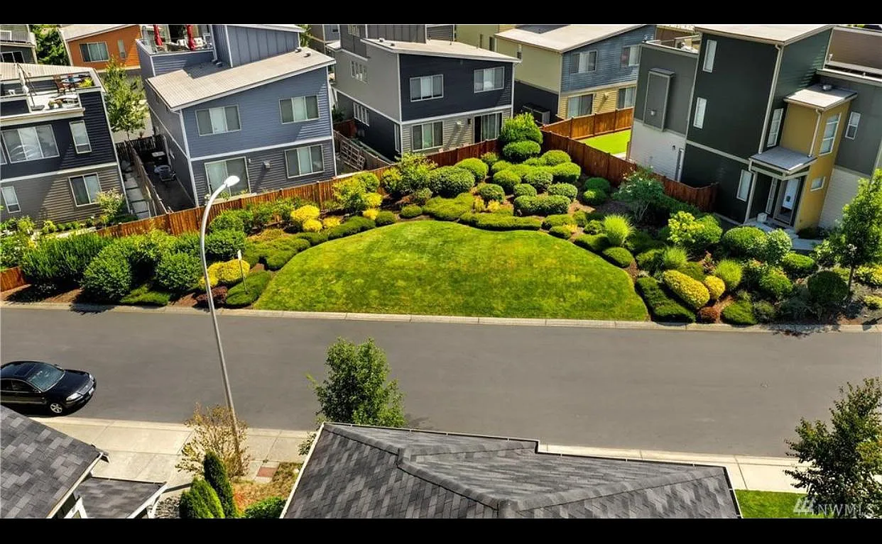 3061 Vista Verde Ln SW — Photo 1