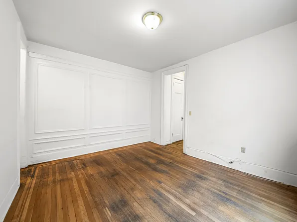 834 Riverside Drive image 8 of 14