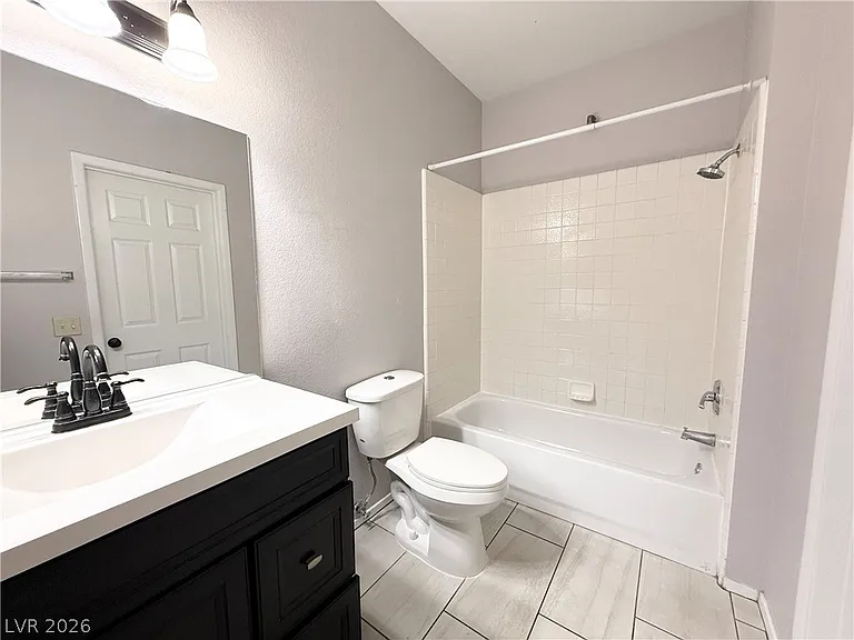 401 Pine Haven St #206 — Photo 11